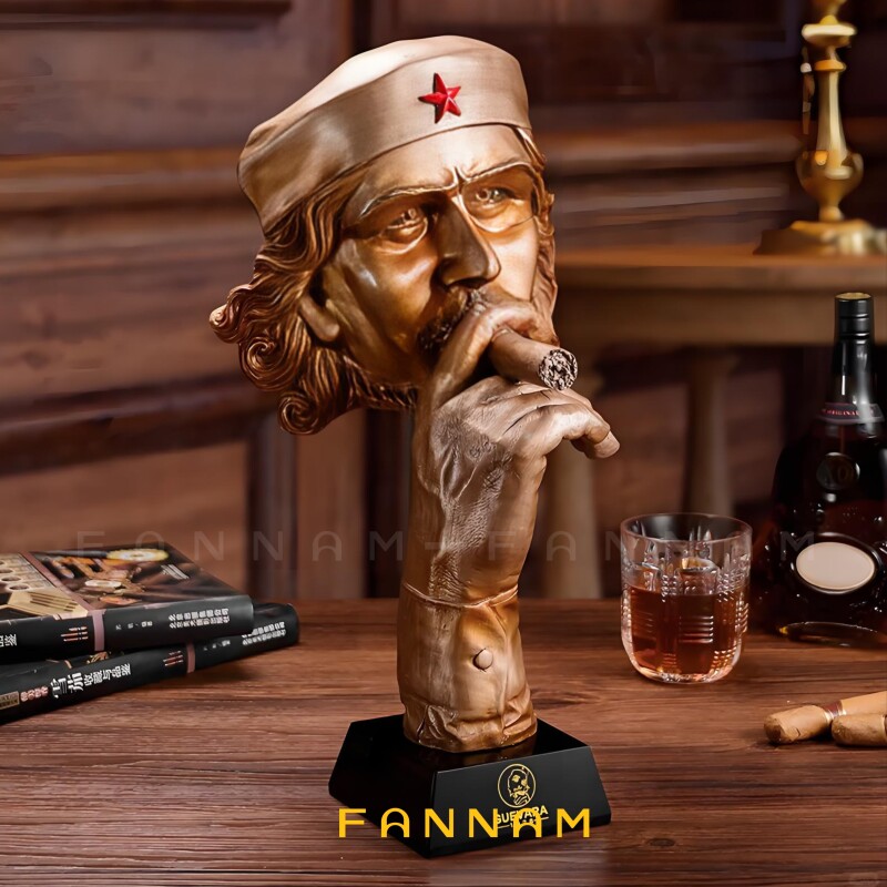 Tượng Lãnh Tụ Cigar
