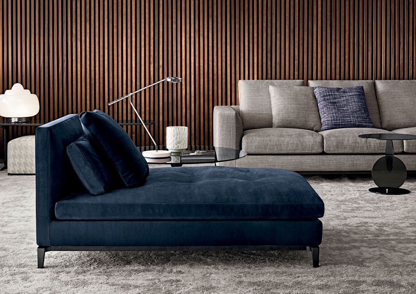 6. Chiều cao sofa v&agrave; tư thế ngồi tự nhi&ecirc;n